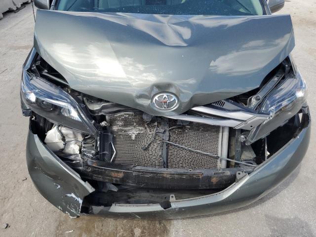 Photo 12 from auction – 2013 TOYOTA SIENNA XLE with VIN 5TDYK3DC8DS281566