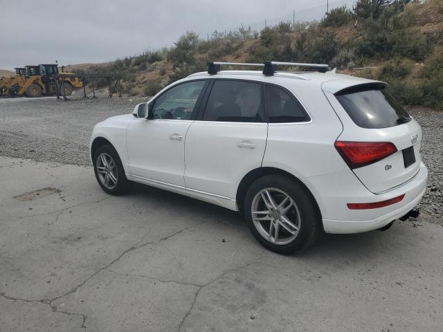 Photo 2 from auction – 2017 AUDI Q5 PREMIUM with VIN WA1C2AFP3HA080315