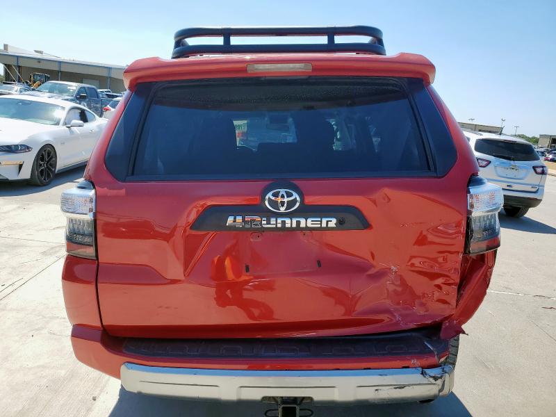 Photo 6 from auction – 2018 TOYOTA 4RUNNER SR5 with VIN JTEZU5JR3J5166941