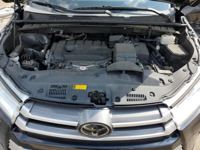 Photo 12 from auction – 2019 TOYOTA HIGHLANDER with VIN 5TDZARFH8KS048934