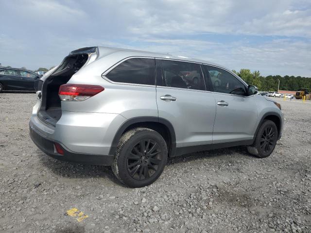 Photo 3 from auction – 2019 TOYOTA HIGHLANDER with VIN 5TDKZRFH8KS574250