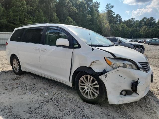 Photo 4 from auction – 2014 TOYOTA SIENNA XLE with VIN 5TDYK3DC3ES525044