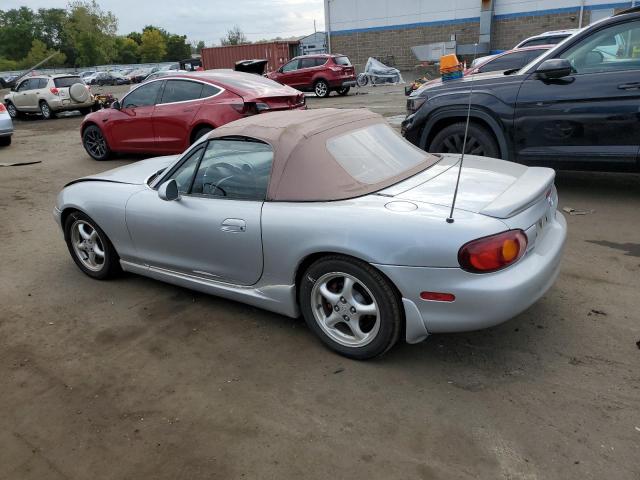Photo 2 from auction – 2000 MAZDA MX-5 MIATA with VIN JM1NB353XY0146308