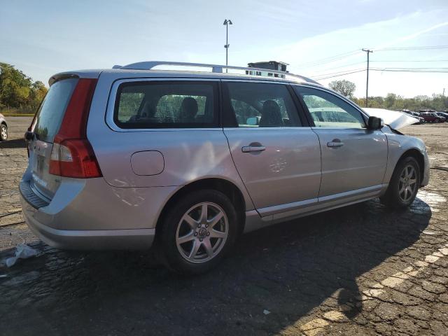 Photo 3 from auction – 2010 VOLVO V70 3.2 with VIN YV1982BW6A1141366