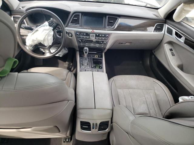 Photo 8 from auction – 2015 HYUNDAI GENESIS with VIN KMHGN4JE2FU065494