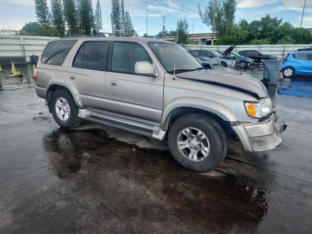Photo 4 from auction – 2002 TOYOTA 4RUNNER SR with VIN JT3GN86R920243737