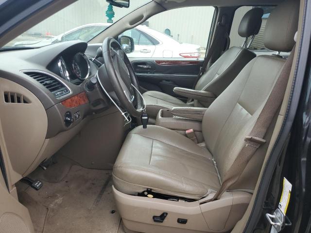 Photo 7 from auction – 2016 CHRYSLER TOWN & COU with VIN 2C4RC1BG2GR230671