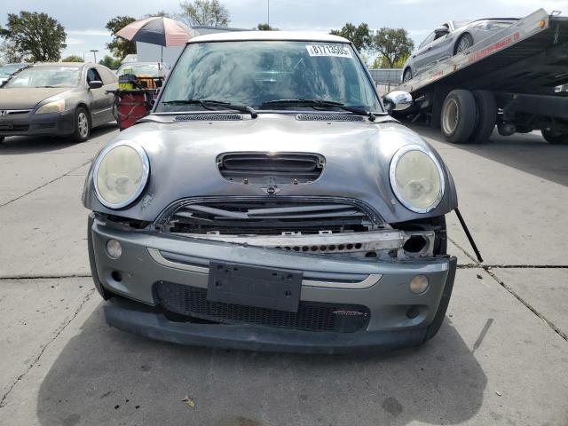 Photo 5 from auction – 2006 MINI COOPER S with VIN WMWRE33586TJ37208