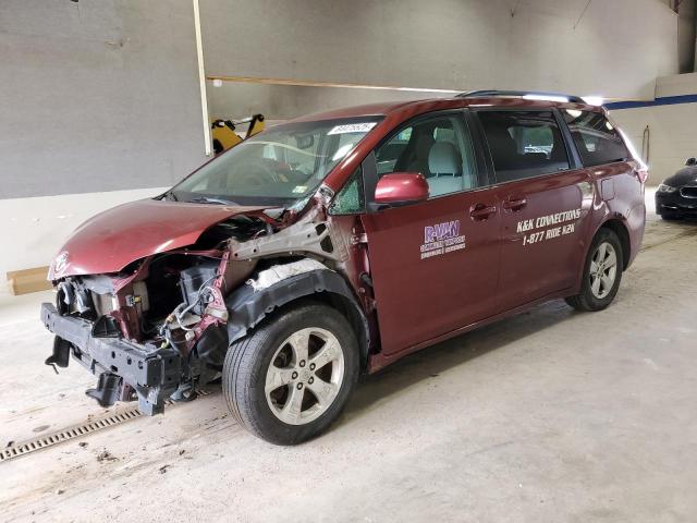 TOYOTA SIENNA LE 2017 with VIN 5TDKZ3DC3HS834096 - Photo from auction
