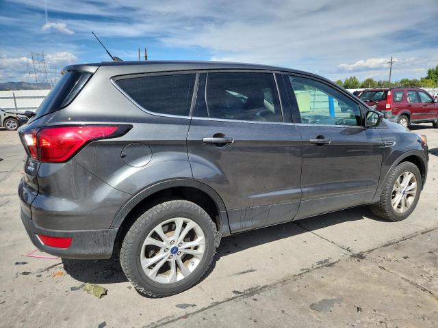 Photo 3 from auction – 2019 FORD ESCAPE SE with VIN 1FMCU9G95KUB66581