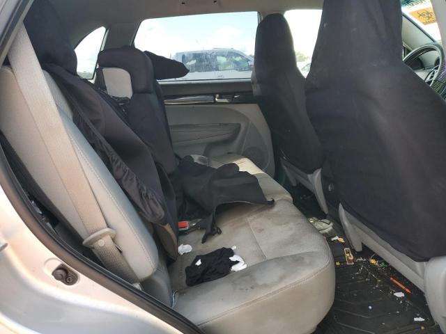 Photo 11 from auction – 2011 KIA SORENTO BASE with VIN 5XYKT3A13BG016957