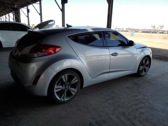 Photo 3 from auction – 2017 HYUNDAI VELOSTER with VIN KMHTC6AD9HU320779