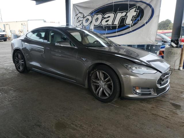 Photo 4 from auction – 2015 TESLA MODEL S with VIN 5YJSA1E26FF107912