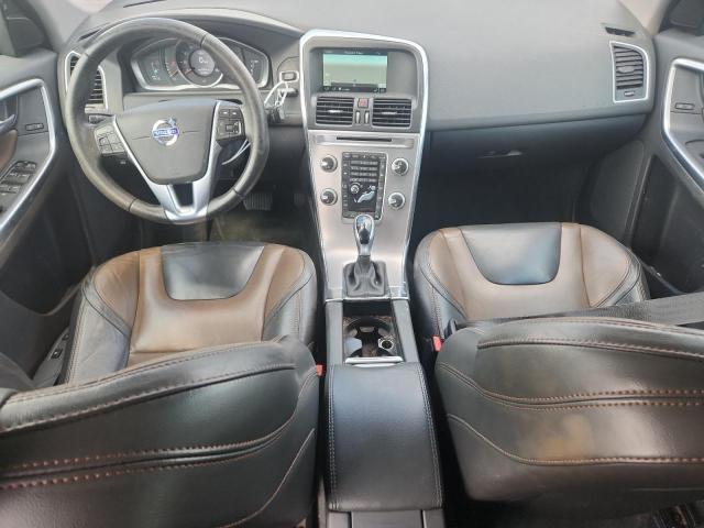 Photo 8 from auction – 2017 VOLVO XC60 T5 DY with VIN YV440MDR4H2113223