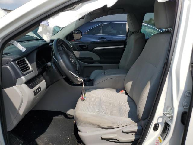 Photo 7 from auction – 2017 TOYOTA HIGHLANDER LE with VIN 5TDZARFH1HS026105