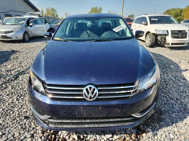 Photo 5 from auction – 2015 VOLKSWAGEN PASSAT S with VIN 1VWAT7A30FC023540