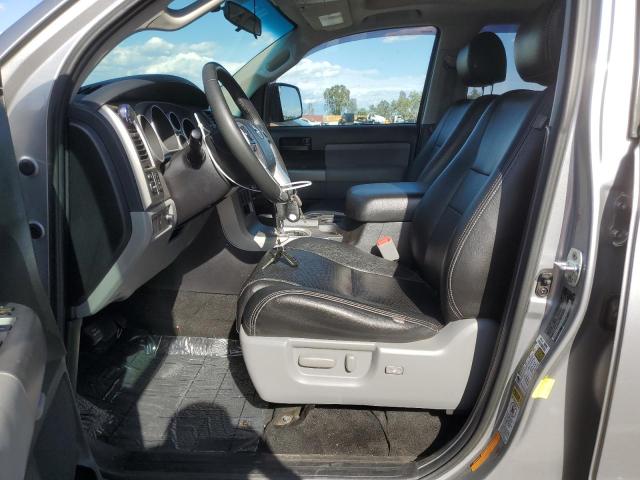 Photo 7 from auction – 2017 TOYOTA SEQUOIA SR with VIN 5TDBW5G16HS151713