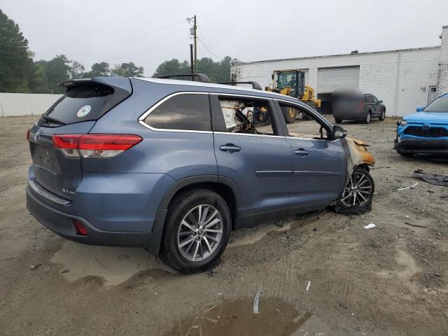 Photo 3 from auction – 2019 TOYOTA HIGHLANDER with VIN 5TDJZRFH8KS929297