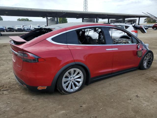 Photo 3 from auction – 2020 TESLA MODEL X with VIN 5YJXCAE26LF237295
