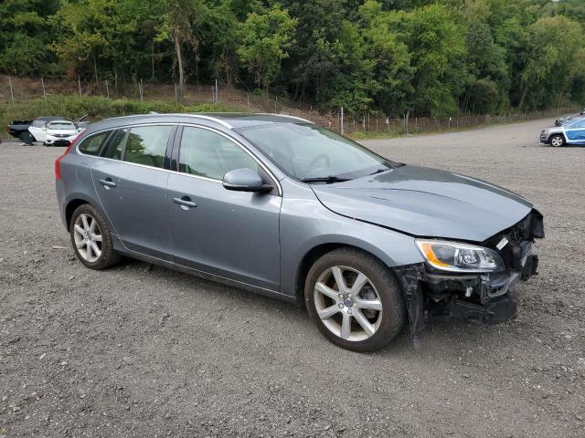 Photo 4 from auction – 2016 VOLVO V60 T5 PLA with VIN YV140MEM2G1295752