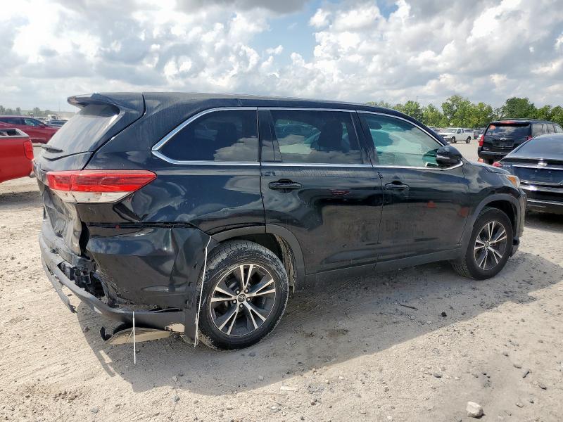 Photo 3 from auction – 2019 TOYOTA HIGHLANDER LE with VIN 5TDBZRFH7KS945110