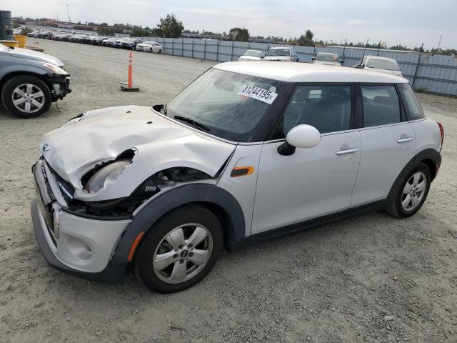MINI COOPER 2015 with VIN WMWXS5C59FT829232 - Photo from auction