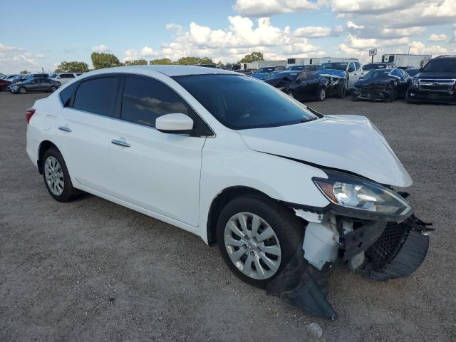 Photo 4 from auction – 2017 NISSAN SENTRA S with VIN 3N1AB7AP8HY268107