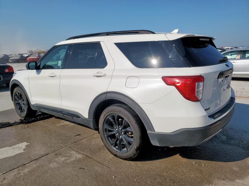 Photo 2 from auction – 2020 FORD EXPLORER X with VIN 1FMSK7DH7LGB64302