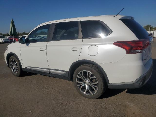 Photo 2 from auction – 2016 MITSUBISHI OUTLANDER ES with VIN JA4AD2A39GZ000379