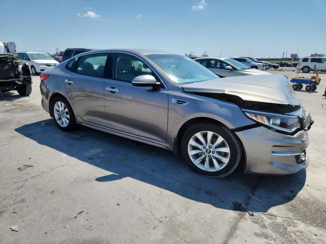 Photo 4 from auction – 2018 KIA OPTIMA EX with VIN 5XXGU4L37JG240260