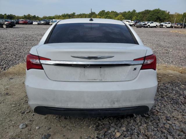 Photo 6 from auction – 2013 CHRYSLER 200 TOURIN with VIN 1C3CCBBB9DN585043