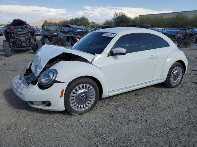 VOLKSWAGEN BEETLE SE 2016 with VIN 3VWJ17AT8GM633689 - Photo from auction