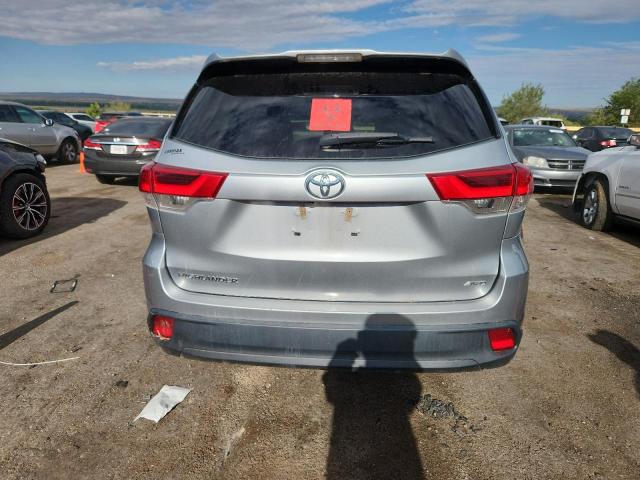 Photo 6 from auction – 2019 TOYOTA HIGHLANDER with VIN 5TDBZRFH6KS955112