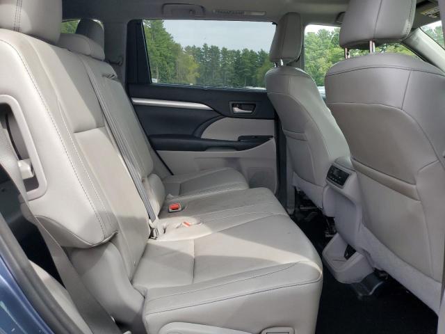 Photo 11 from auction – 2015 TOYOTA HIGHLANDER with VIN 5TDJKRFH3FS122499