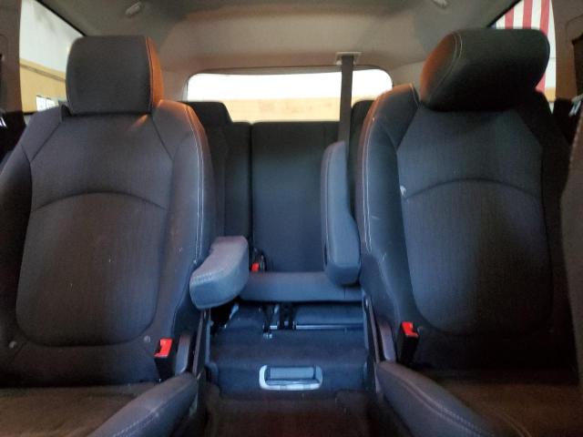 Photo 10 from auction – 2017 CHEVROLET TRAVERSE L with VIN 1GNKRHKD0HJ311650