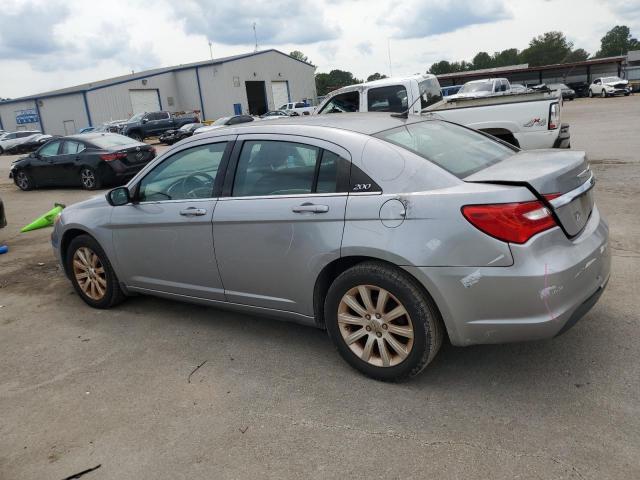 Photo 2 from auction – 2013 CHRYSLER 200 TOURIN with VIN 1C3CCBBB1DN763639