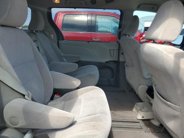 Photo 11 from auction – 2017 TOYOTA SIENNA LE with VIN 5TDKZ3DC1HS886861