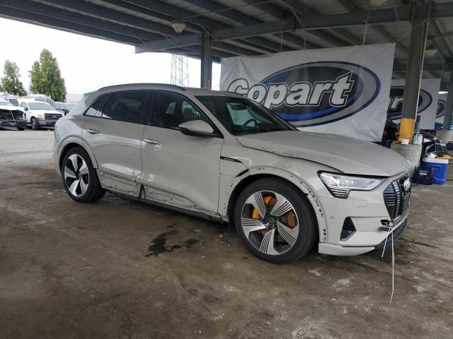 Photo 4 from auction – 2022 AUDI E-TRON PRE with VIN WA1LAAGE2NB032102