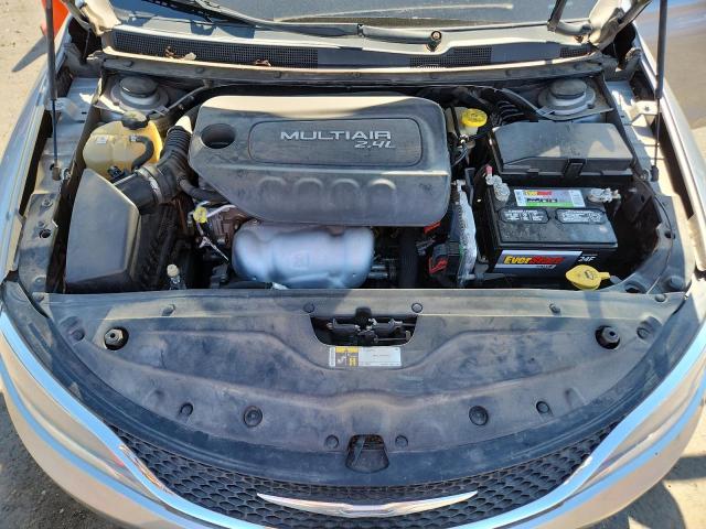 Photo 11 from auction – 2016 CHRYSLER 200 LIMITE with VIN 1C3CCCAB1GN154868