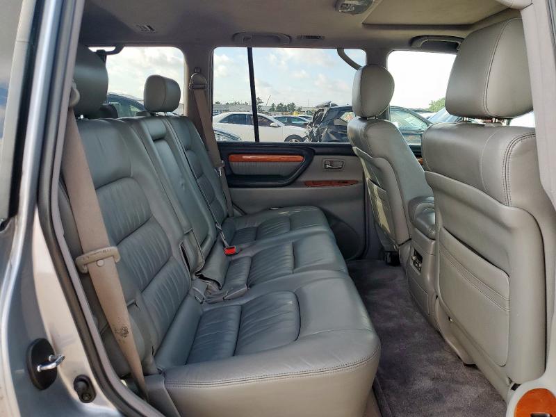 Photo 11 from auction – 2005 LEXUS LX 470 with VIN JTJHT00W553553647