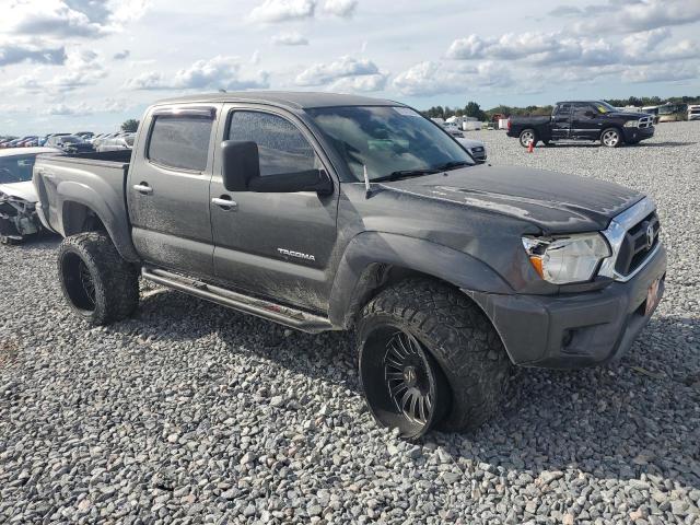 Photo 4 from auction – 2014 TOYOTA TACOMA DOU with VIN 3TMLU4EN2EM135160