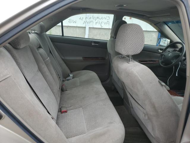 Photo 10 from auction – 2004 TOYOTA CAMRY LE with VIN 4T1BF30K04U583366