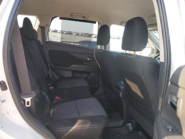 Photo 11 from auction – 2016 MITSUBISHI OUTLANDER with VIN JA4AD2A33GZ051828