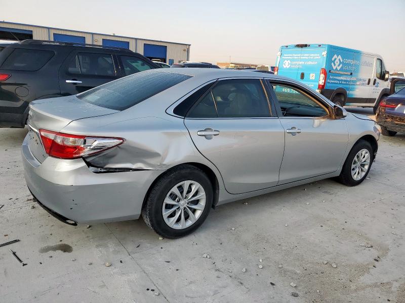 Photo 3 from auction – 2017 TOYOTA CAMRY LE with VIN 4T1BF1FK3HU805870