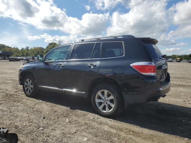 Photo 2 from auction – 2012 TOYOTA HIGHLANDER BASE with VIN 5TDBK3EH5CS113155