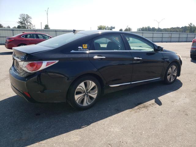 Photo 3 from auction – 2015 HYUNDAI SONATA HYB with VIN KMHEC4A42FA125828