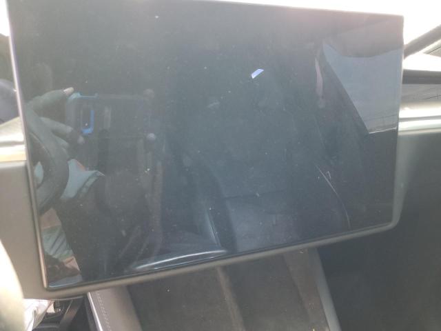 Photo 9 from auction – 2022 TESLA MODEL X with VIN 7SAXCBE6XNF331663