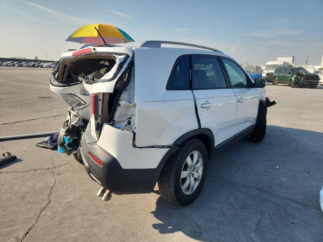 Photo 3 from auction – 2013 KIA SORENTO LX with VIN 5XYKT3A63DG324676
