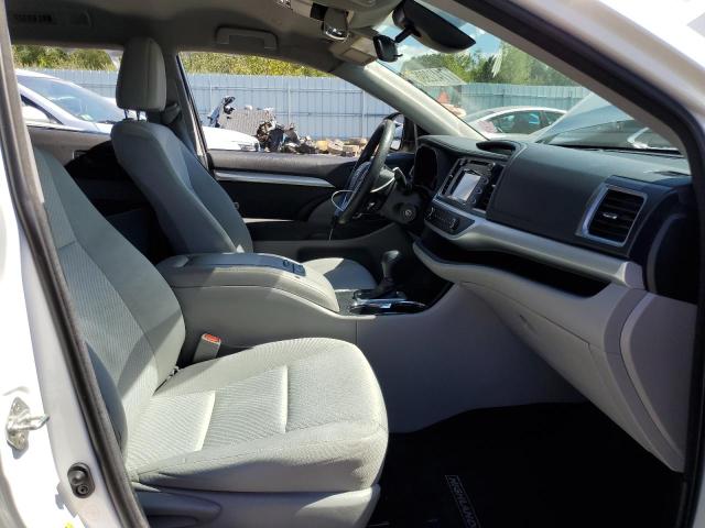 Photo 7 from auction – 2018 TOYOTA HIGHLANDER LE with VIN 5TDBZRFHXJS910673