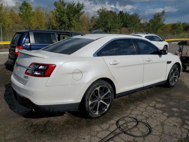 Photo 3 from auction – 2016 FORD TAURUS SHO with VIN 1FAHP2KT4GG141078